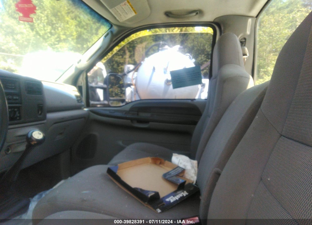 2007 FORD F-450 CHASSIS XL/XLT VIN: 1FDXF46Y87EA85793