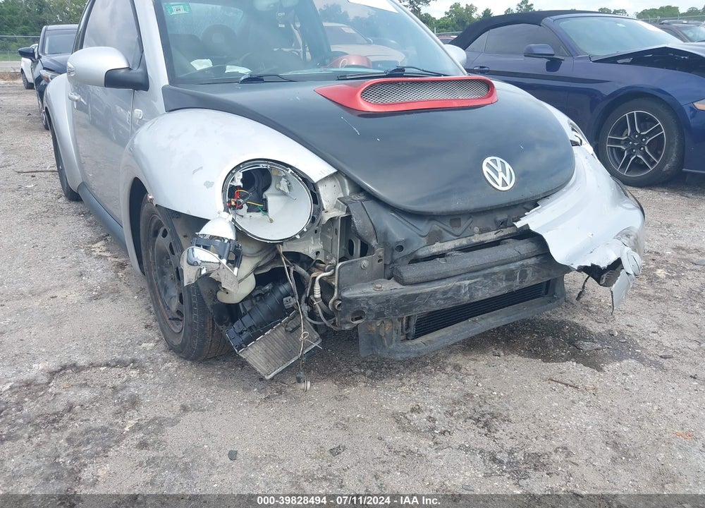 2001 VOLKSWAGEN NEW BEETLE GLS 1.8L TURBO VIN: 3VWCD21C11M412509