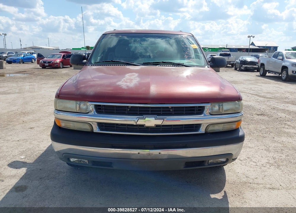 2002 CHEVROLET SUBURBAN 1500 LS VIN: 1GNEC16Z82J153979
