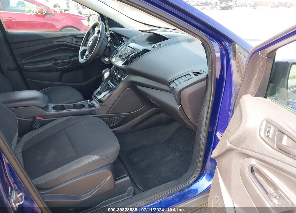 2016 FORD ESCAPE S VIN: 1FMCU0F71GUA84379