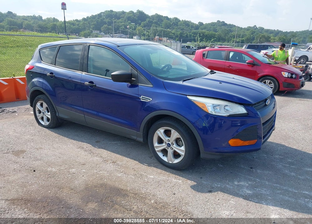 2016 FORD ESCAPE S VIN: 1FMCU0F71GUA84379