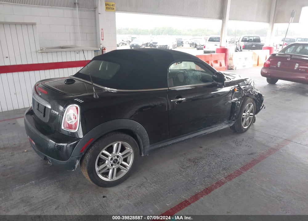 2015 MINI ROADSTER COOPER VIN: WMWSY1C50FT626151