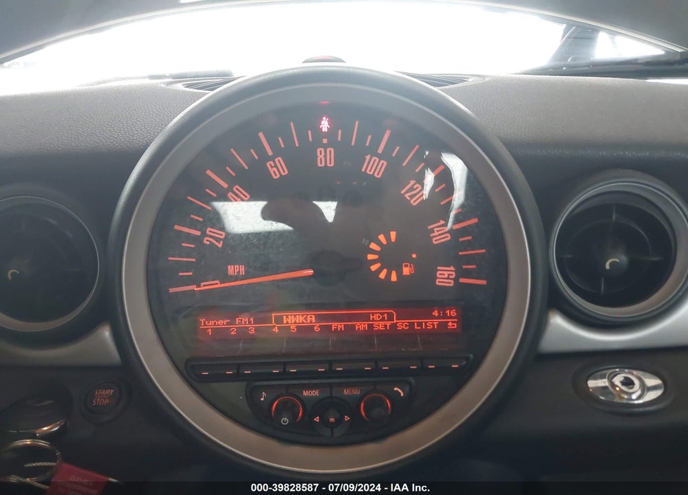 2015 MINI ROADSTER COOPER VIN: WMWSY1C50FT626151