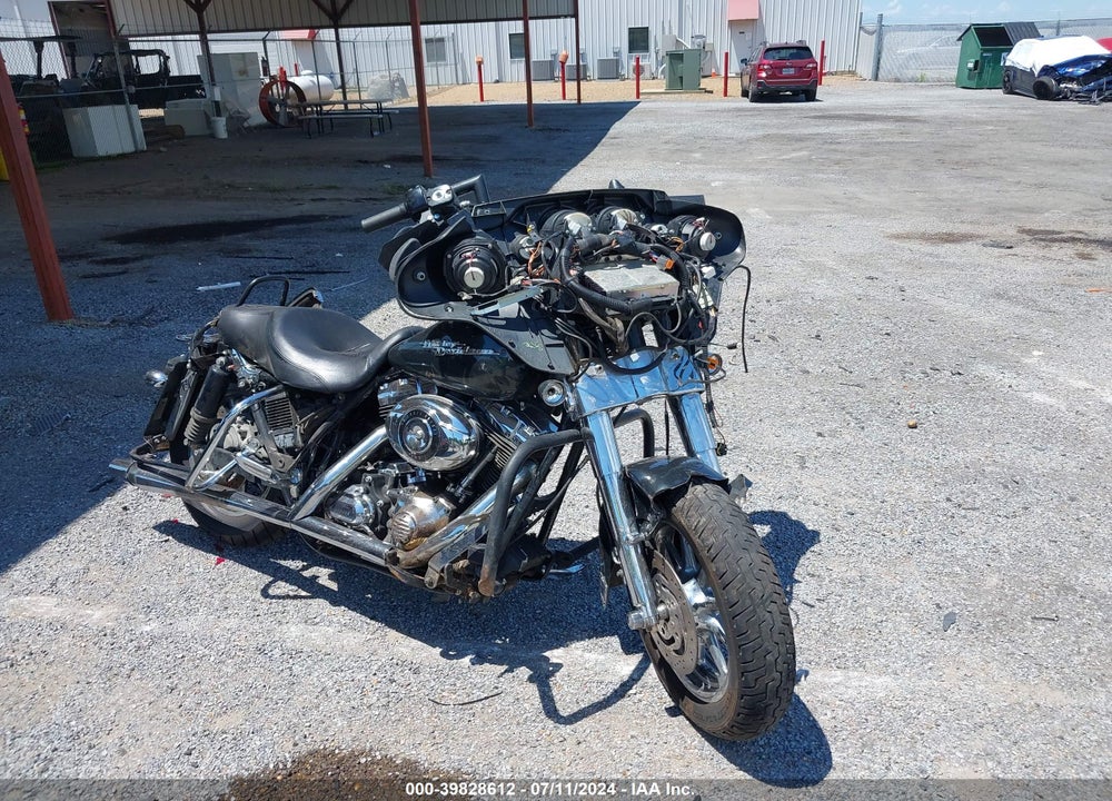 2007 HARLEY-DAVIDSON FLHX VIN: 1HD1KB4187Y715910