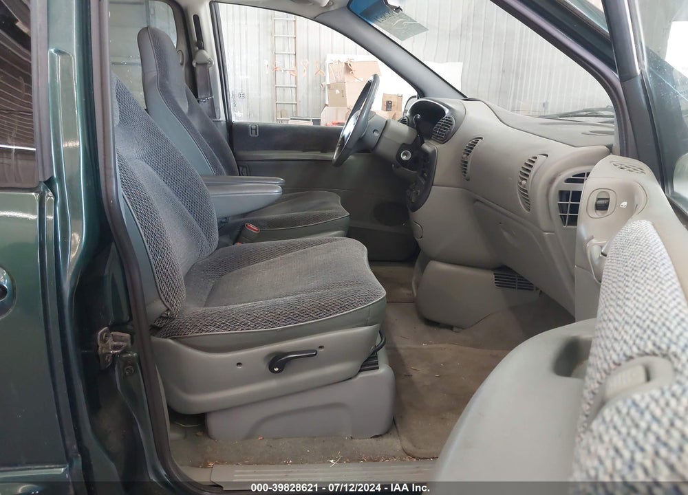 1997 DODGE CARAVAN SE VIN: 1B4GP45R8VB472514