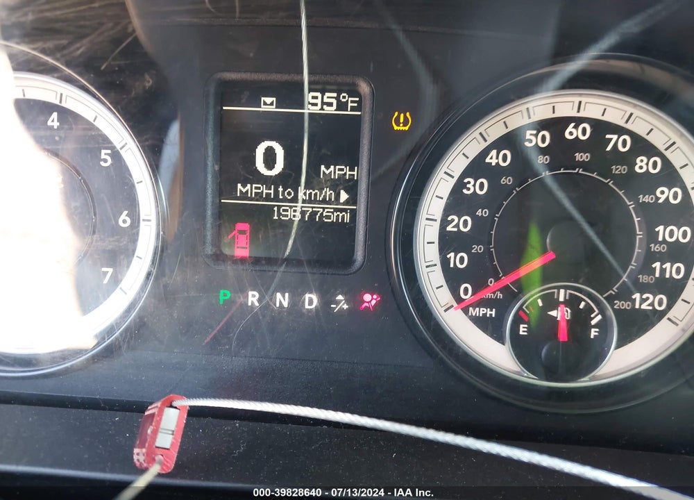 2014 RAM 1500 VIN: 3C6JR6DG8EG303672