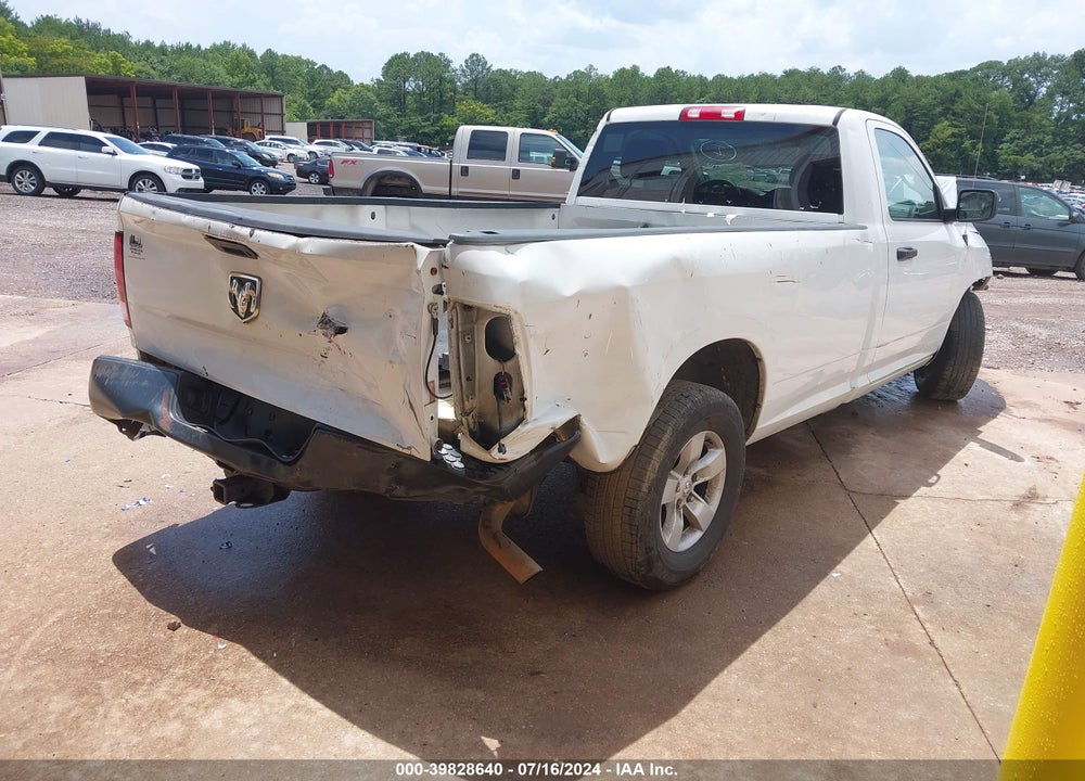 2014 RAM 1500 VIN: 3C6JR6DG8EG303672