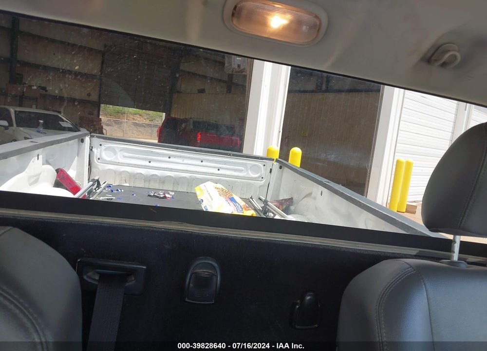 2014 RAM 1500 VIN: 3C6JR6DG8EG303672