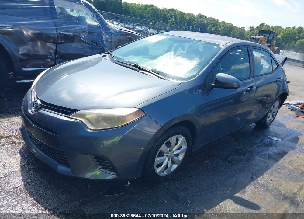 2015 TOYOTA COROLLA LE VIN: 5YFBURHE2FP211250