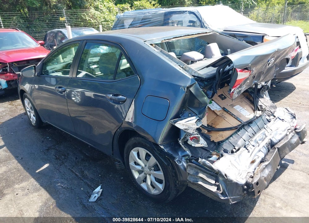 2015 TOYOTA COROLLA LE VIN: 5YFBURHE2FP211250