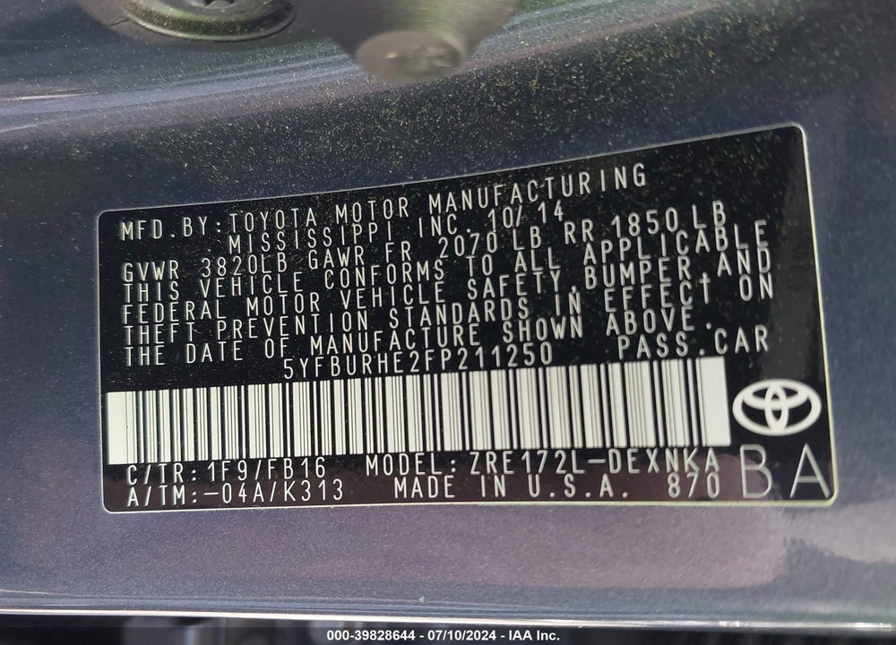 2015 TOYOTA COROLLA LE VIN: 5YFBURHE2FP211250