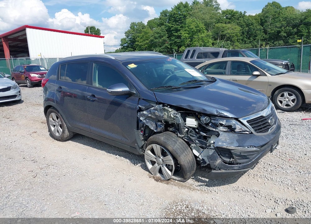 2011 KIA SPORTAGE LX VIN: KNDPBCA29B7053669