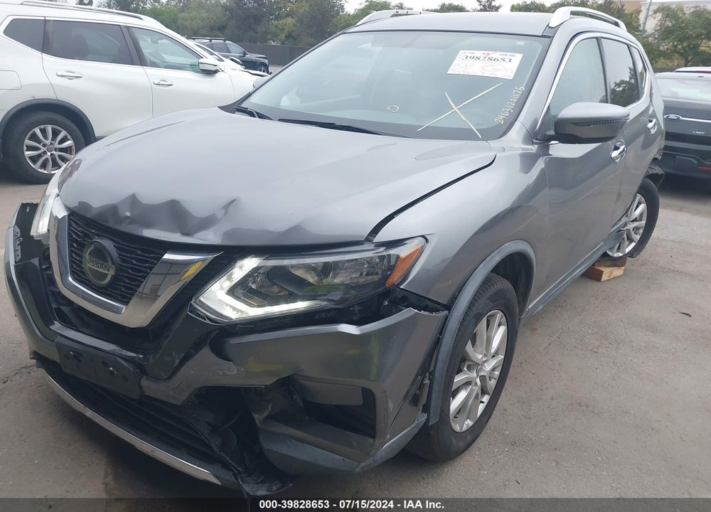 2018 NISSAN ROGUE SV VIN: KNMAT2MT3JP565086