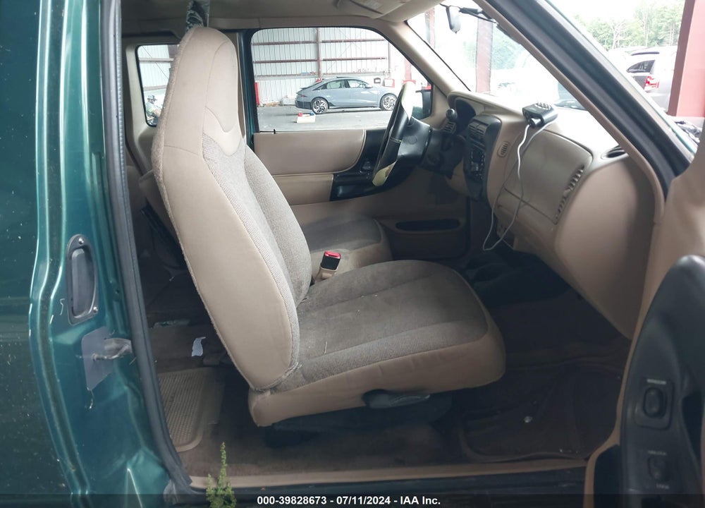 2000 FORD RANGER XL/XLT VIN: 1FTYR14V2YPB57830