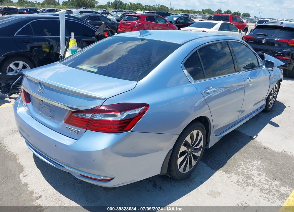 2017 HONDA ACCORD HYBRID TOURING VIN: JHMCR6F76HC010857
