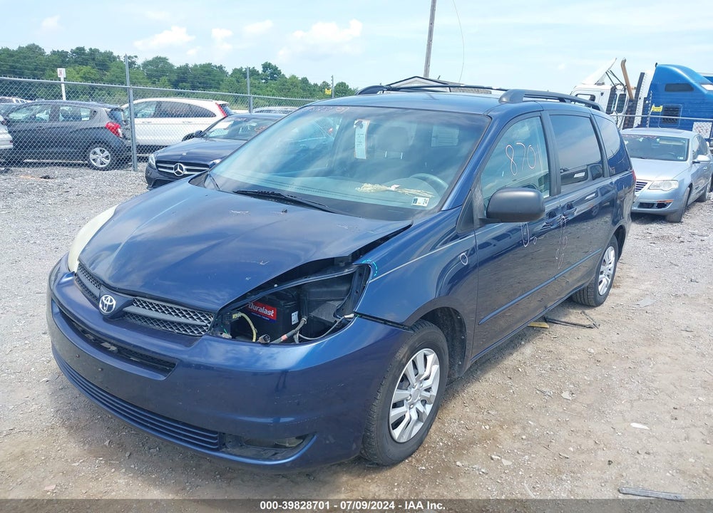 2004 TOYOTA SIENNA LE VIN: 5TDZA23C84S089910