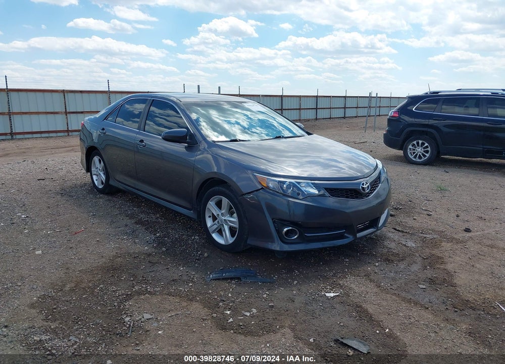 2014 TOYOTA CAMRY SE VIN: 4T1BF1FK8EU380805