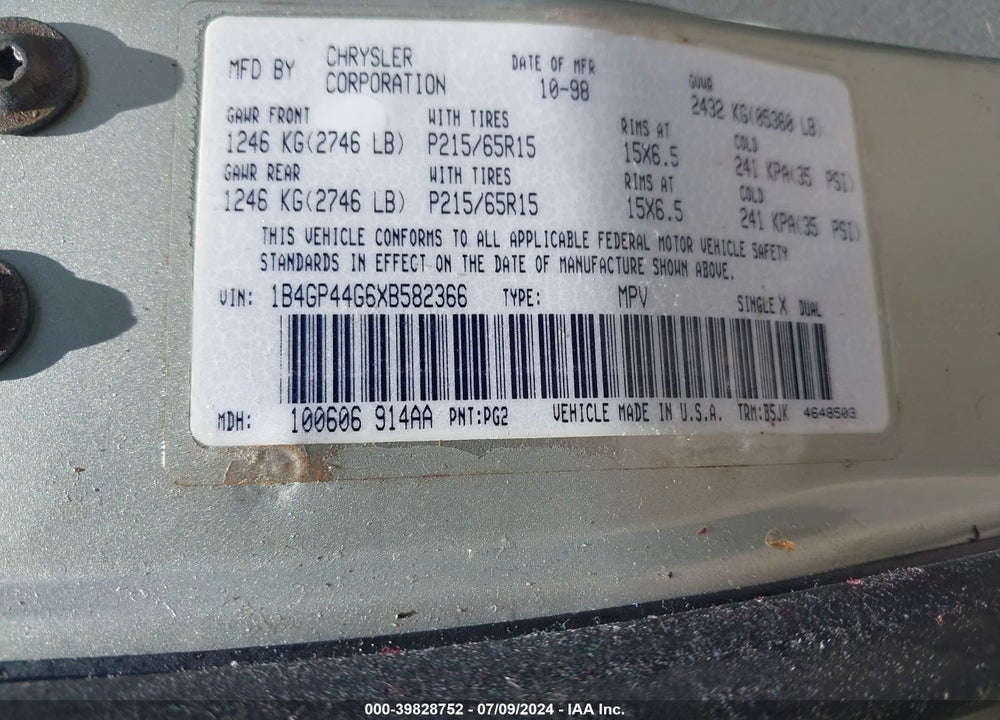 1999 DODGE GRAND CARAVAN SE VIN: 1B4GP44G6XB582366