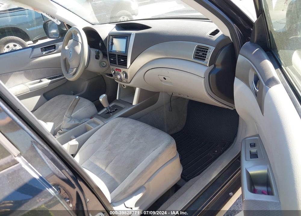 2010 SUBARU FORESTER 2.5X PREMIUM VIN: JF2SH6CC6AH738142