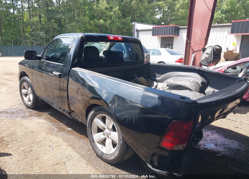 2013 RAM 1500 EXPRESS VIN: 3C6JR6AT2DG507223