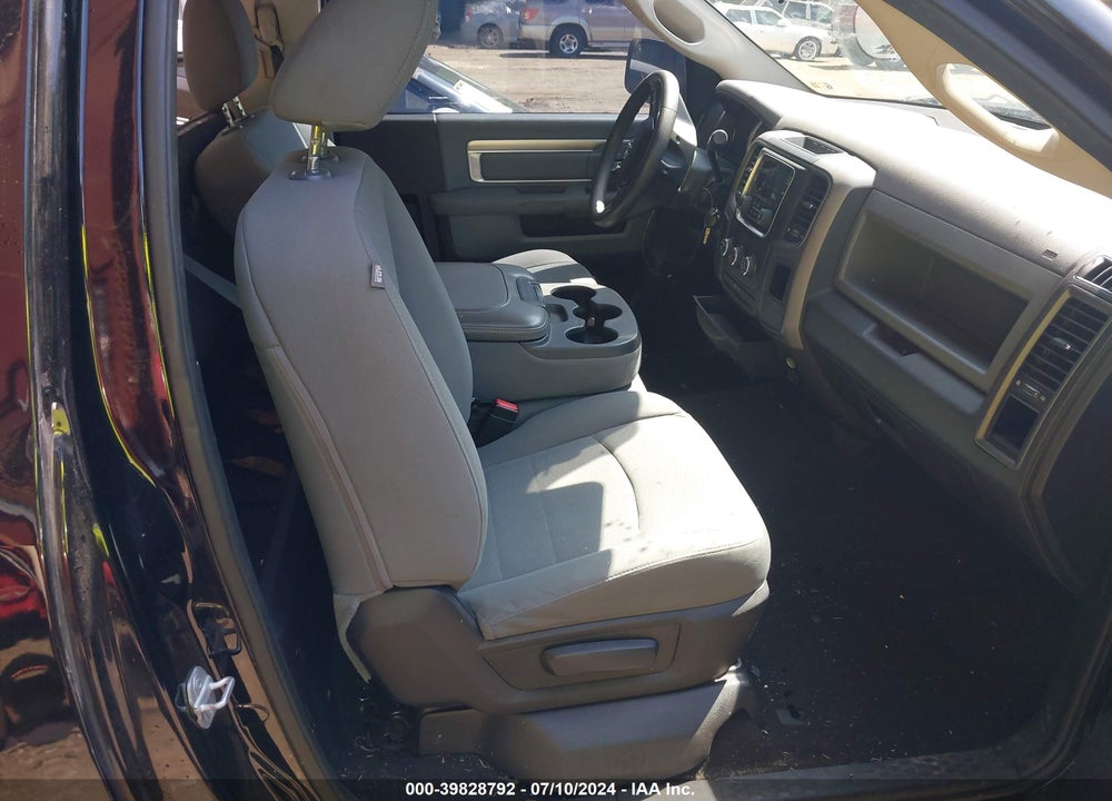 2013 RAM 1500 EXPRESS VIN: 3C6JR6AT2DG507223