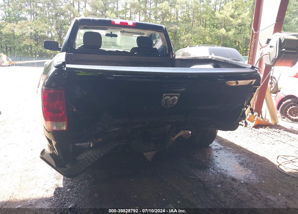 2013 RAM 1500 EXPRESS VIN: 3C6JR6AT2DG507223