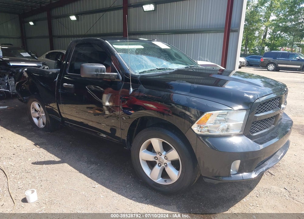 2013 RAM 1500 EXPRESS VIN: 3C6JR6AT2DG507223
