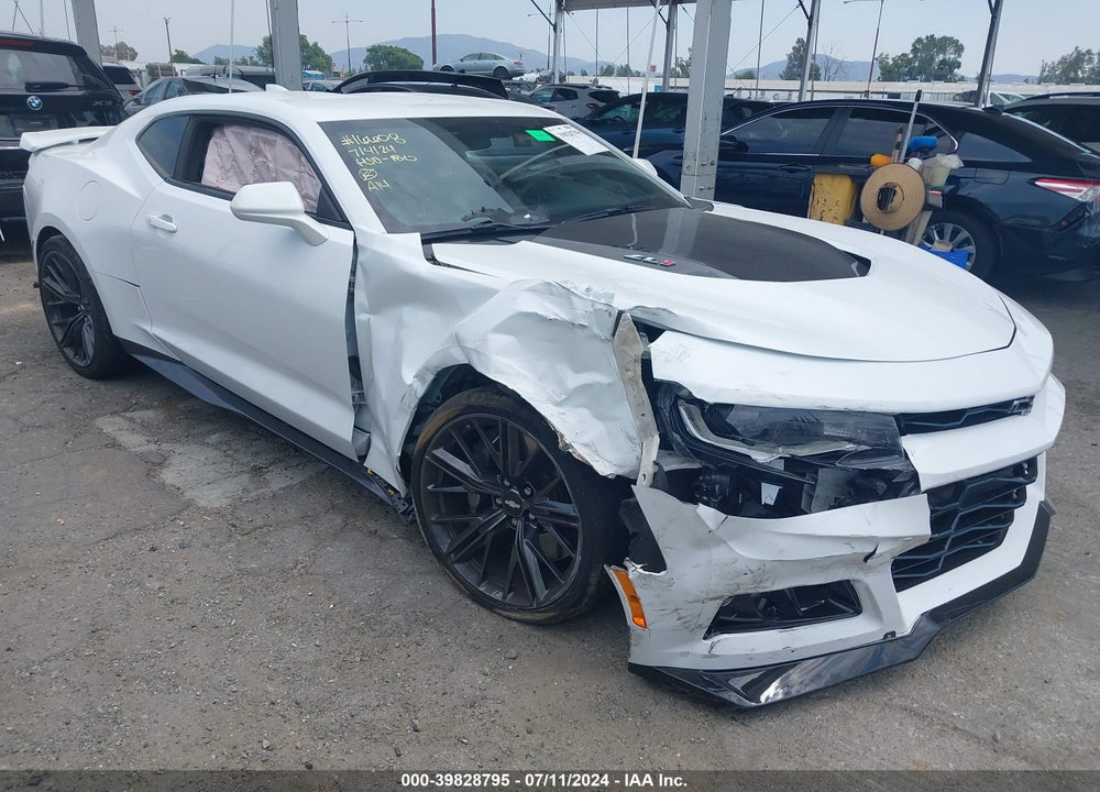 2017 CHEVROLET CAMARO ZL1 VIN: 1G1FK1R6XH0186698