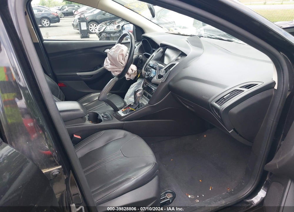 2013 FORD FOCUS SE VIN: 1FADP3F22DL103647
