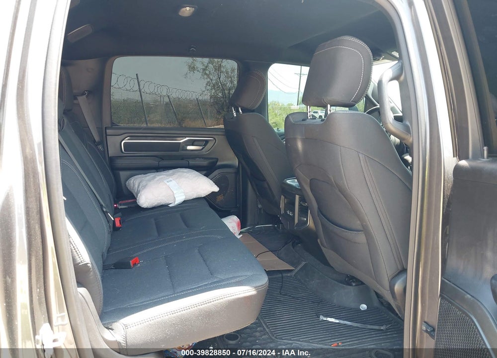 2024 RAM 1500 BIG HORN 4X4 5'7 BOX VIN: 1C6RRFFGXRN217289