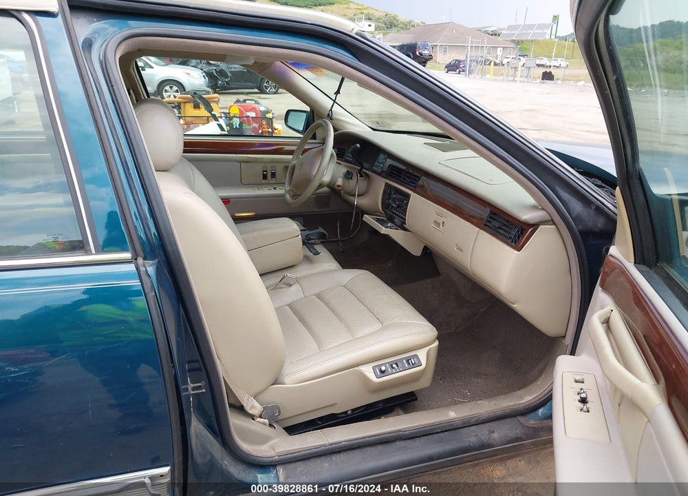 1994 CADILLAC DEVILLE CONCOURS VIN: 1G6KF52Y3RU319991