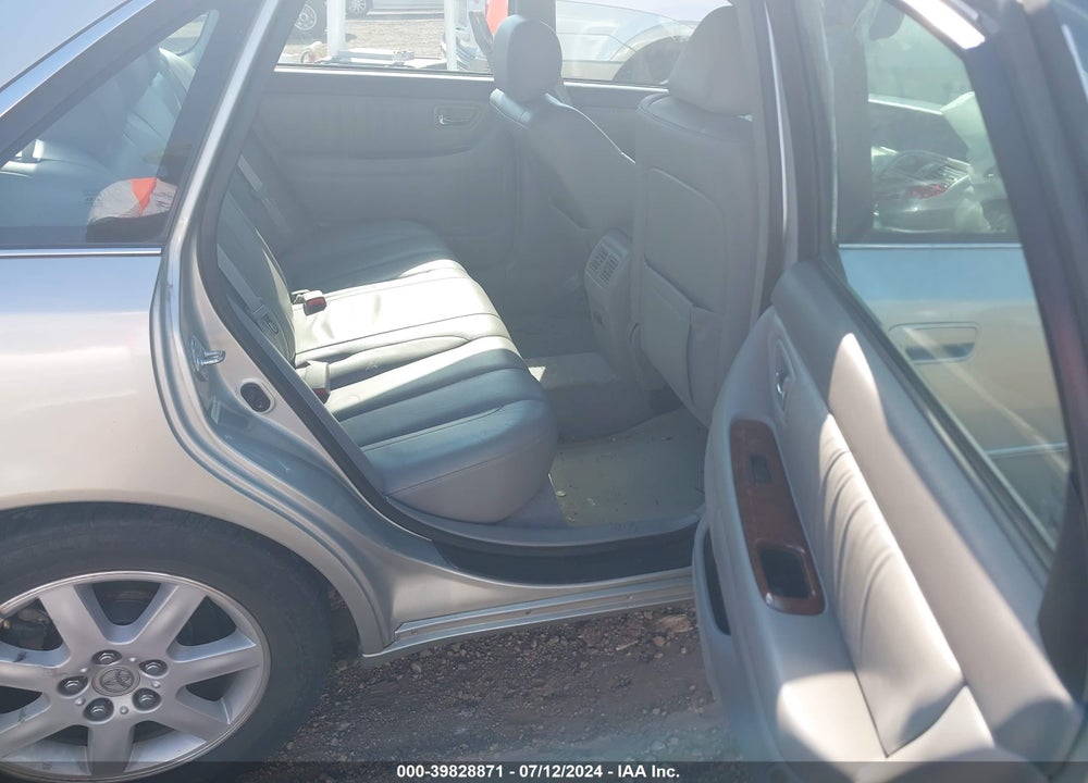 2001 TOYOTA AVALON XLS VIN: 4T1BF28B91U114870