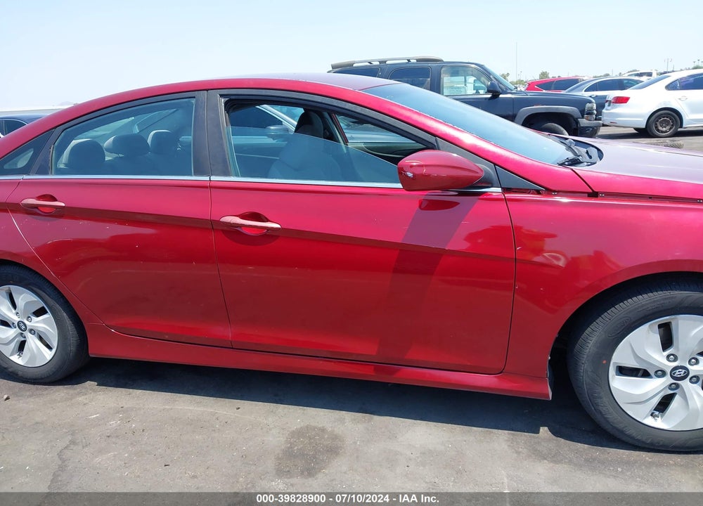 2014 HYUNDAI SONATA GLS VIN: 5NPEB4AC2EH823541