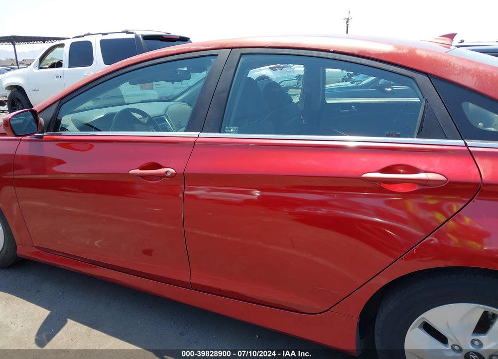 2014 HYUNDAI SONATA GLS VIN: 5NPEB4AC2EH823541