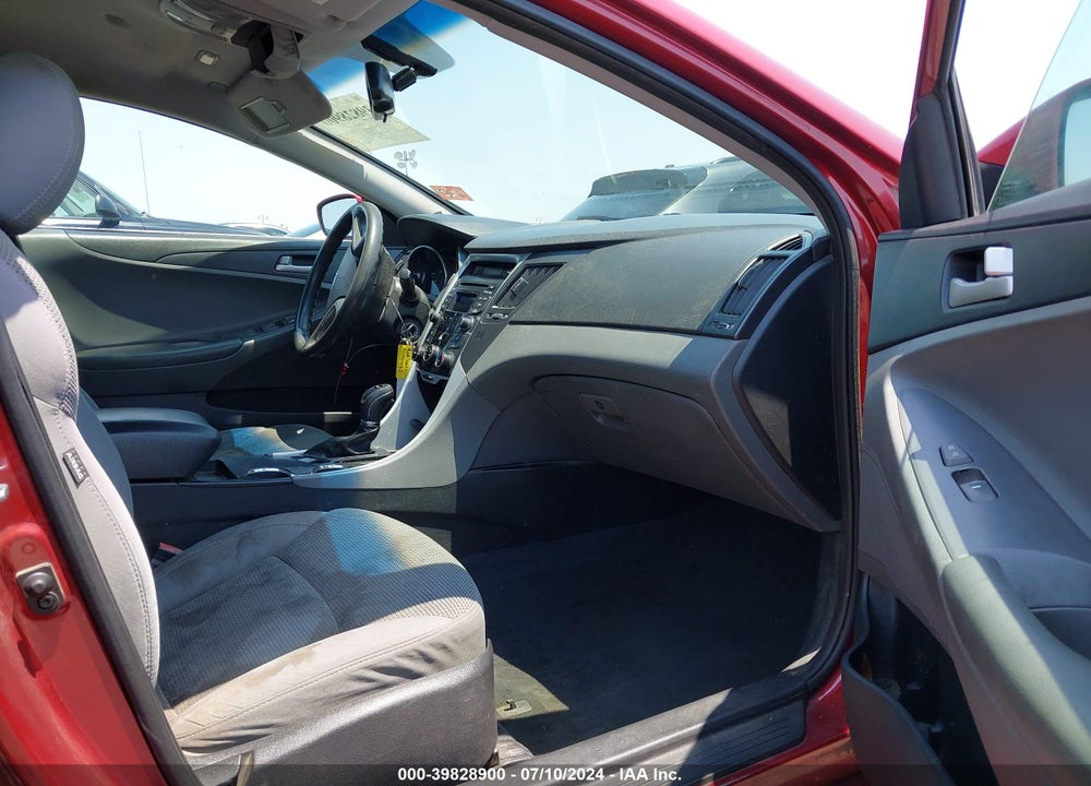 2014 HYUNDAI SONATA GLS VIN: 5NPEB4AC2EH823541