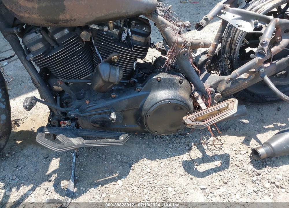 2021 HARLEY-DAVIDSON FLTRX VIN: 1HD1KHC10MB609714