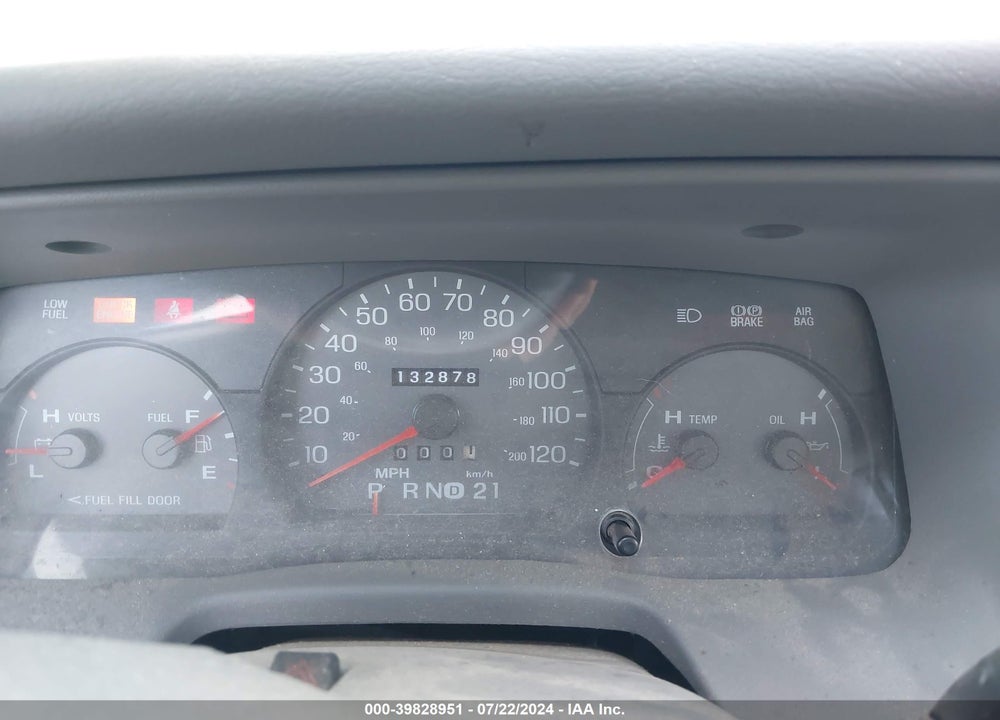 2005 MERCURY GRAND MARQUIS LS/LSE VIN: 2MEFM75W05X649891
