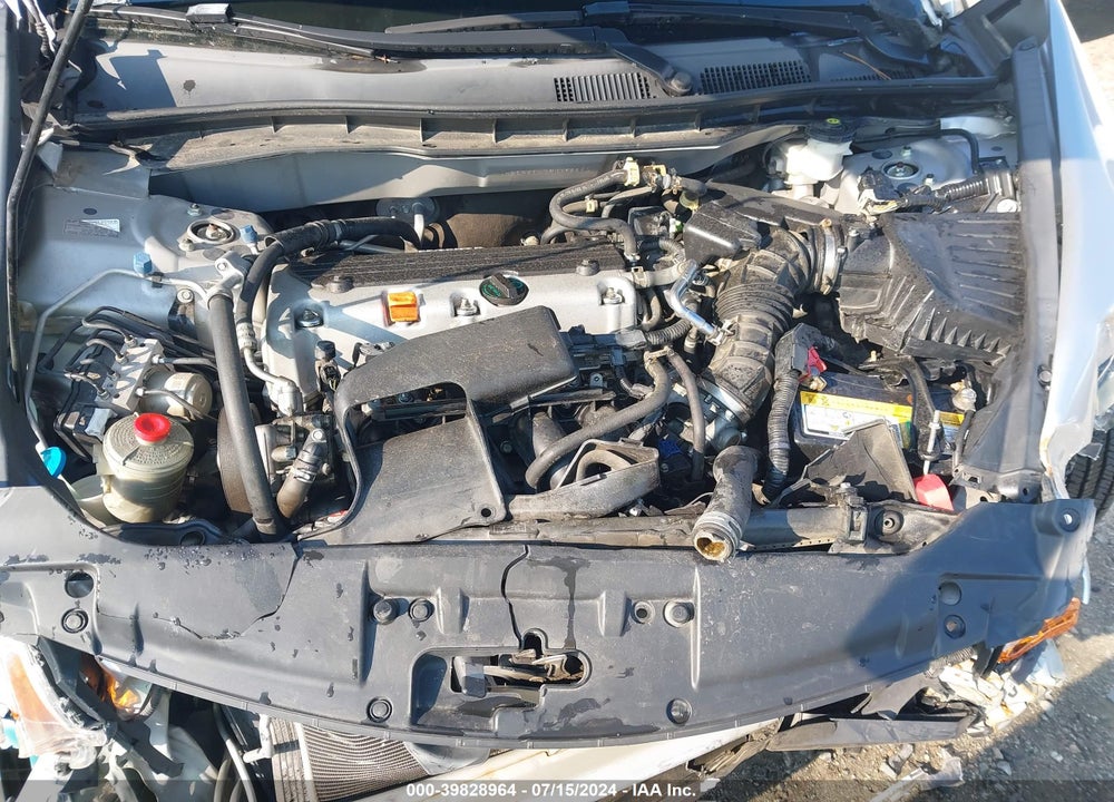 2009 HONDA ACCORD VIN: 1HGCP26479A192850