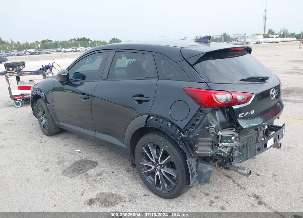 2018 MAZDA CX-3 TOURING VIN: JM1DKDC75J0325305