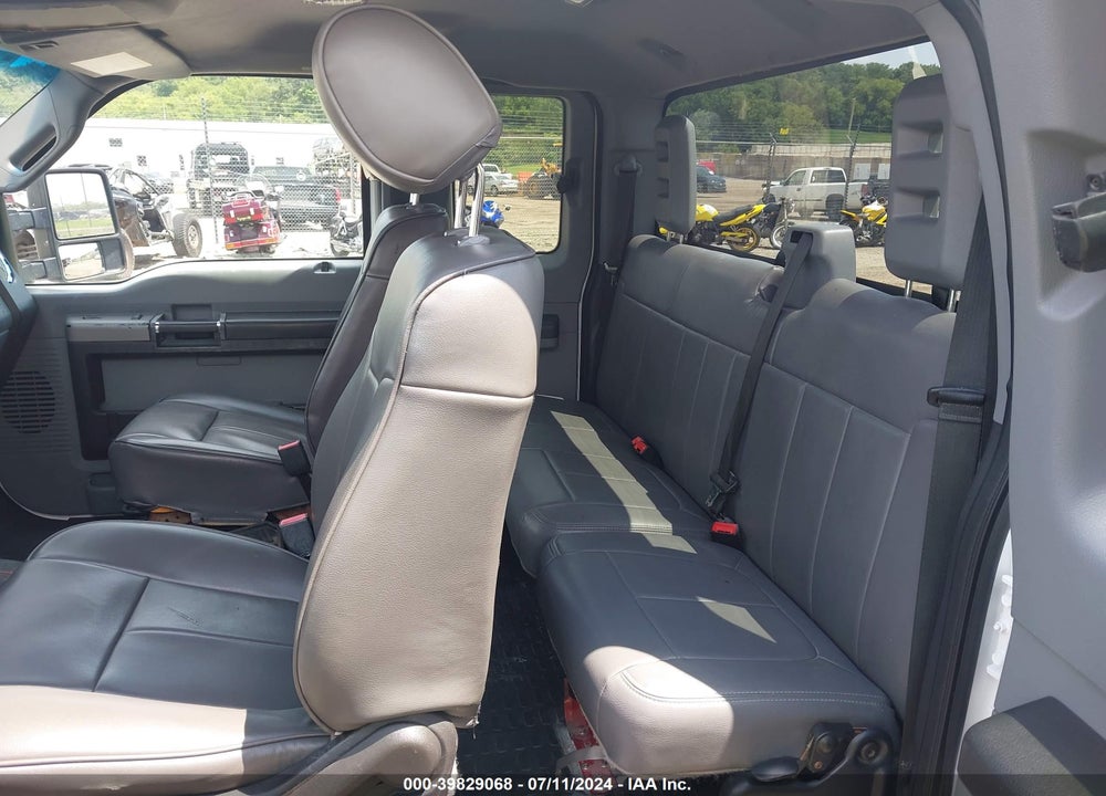 2015 FORD F-450 CHASSIS XLT VIN: 1FD0X4GT2FEA15450