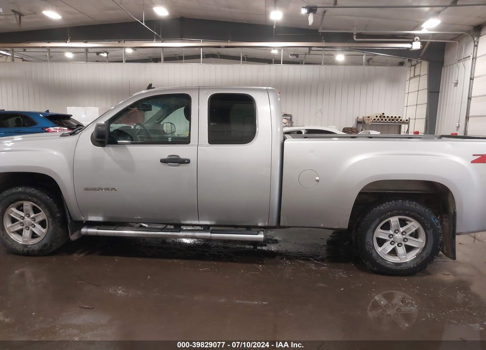 2013 GMC SIERRA 1500 SLE VIN: 1GTR2VE79DZ314025