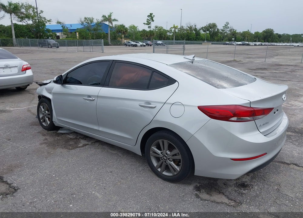 2018 HYUNDAI ELANTRA SEL VIN: 5NPD84LFXJH400864