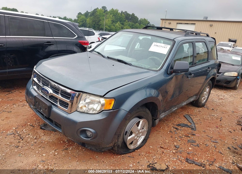 2010 FORD ESCAPE XLS VIN: 1FMCU0C73AKB75743