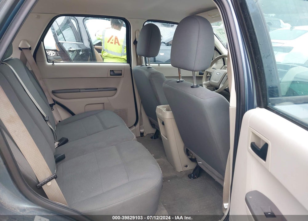 2010 FORD ESCAPE XLS VIN: 1FMCU0C73AKB75743