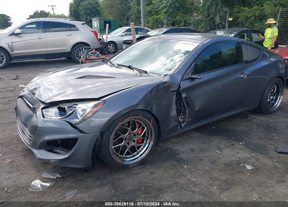 2015 HYUNDAI GENESIS VIN: KMHHU6KJ2FU125613