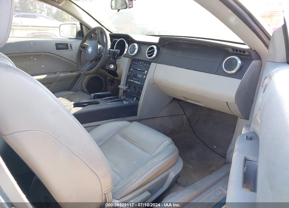 2005 FORD MUSTANG V6 DELUXE/V6 PREMIUM VIN: 1ZVFT80N755136905