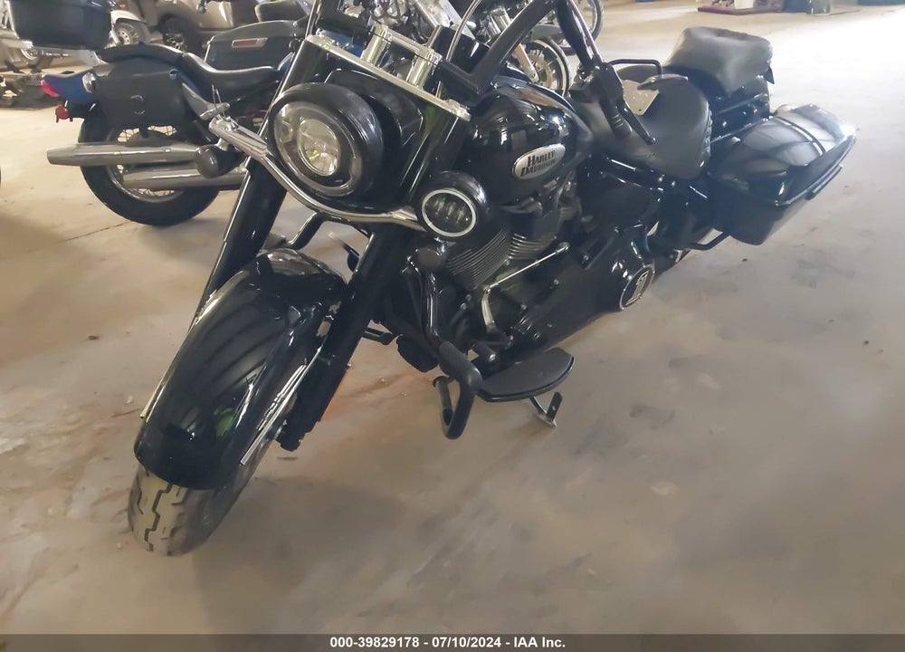 2021 HARLEY-DAVIDSON FLHCS VIN: 1HD1YBK1XMB020425