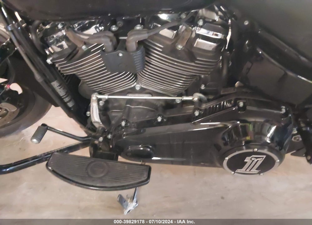 2021 HARLEY-DAVIDSON FLHCS VIN: 1HD1YBK1XMB020425