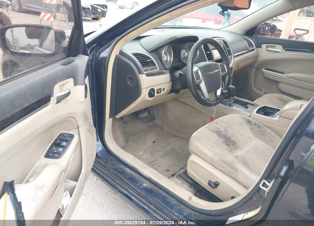2012 CHRYSLER 300 VIN: 2C3CCAAG3CH144510
