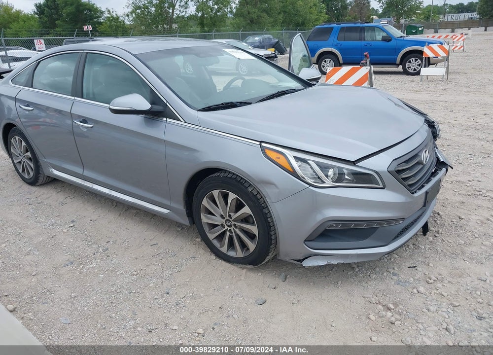 2015 HYUNDAI SONATA SPORT VIN: 5NPE34AF6FH245582